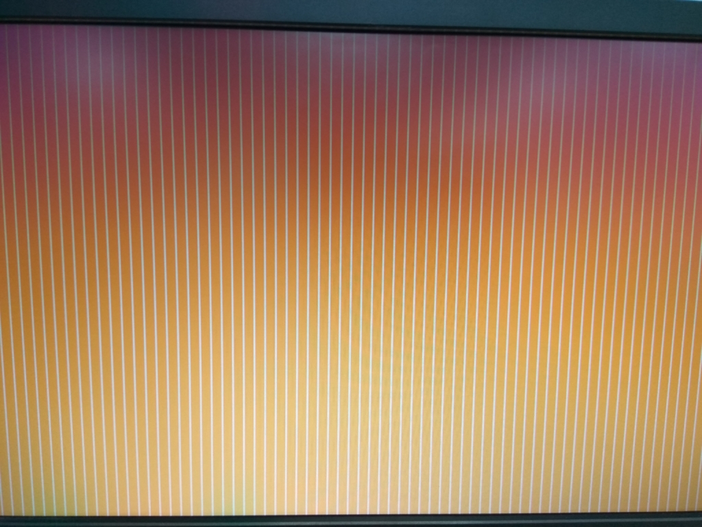 Win 10 Orange screen appears while booting